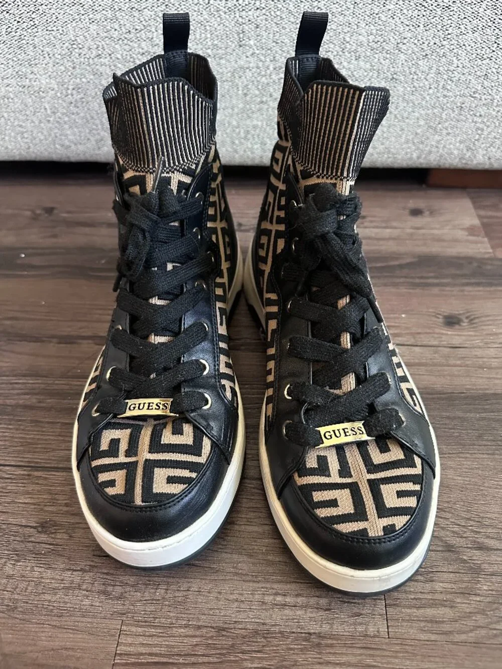 Guess Mannen Logo Knit High-Top Sneakers - Size 9.5